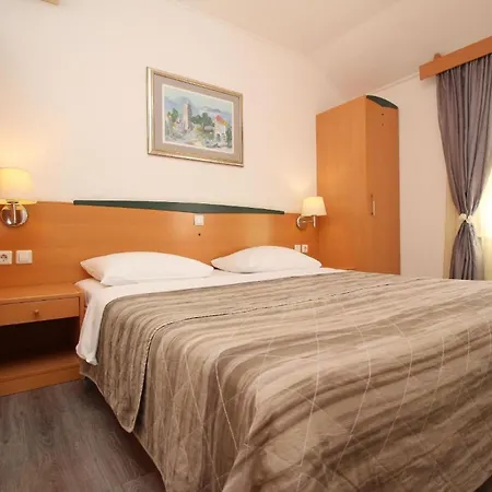 Apartment Ferienwohnung Fuer 4 Personen Ca 53 M In Baska, Adriakueste Kroatien Kroatische Inseln Baska (Krk)